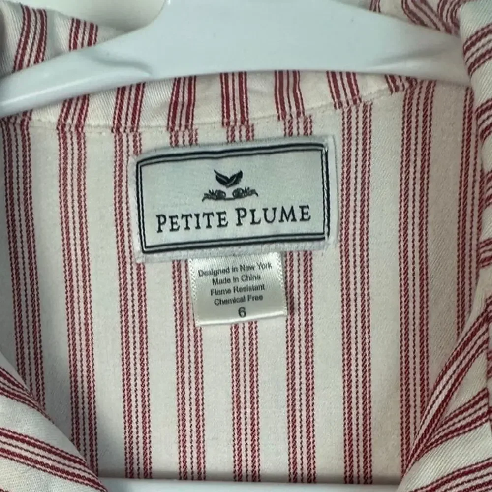 Petite Plume get ready